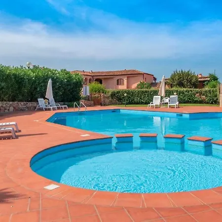 Sunset One, Two And Tree, Sea View Apartments With Pool *