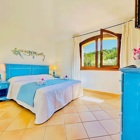 Sunset One, Two And Tree, Sea View Apartments With Pool *