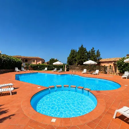 Sunset One & Two Sea View With Pool Casa vacanze