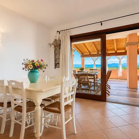 Sunset One, Two And Tree, Sea View With Pool Ferienhaus Baja Sardinia